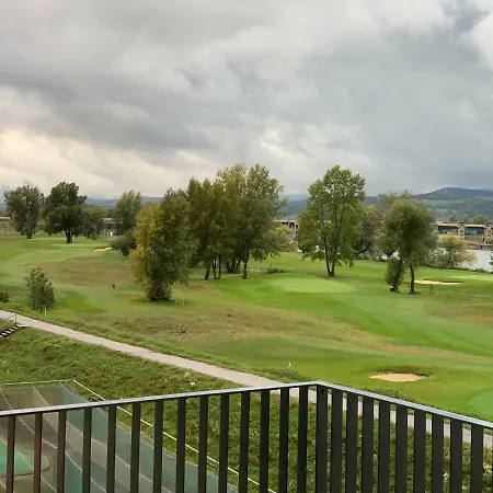 Greenbay Golf 公寓 Trenčín